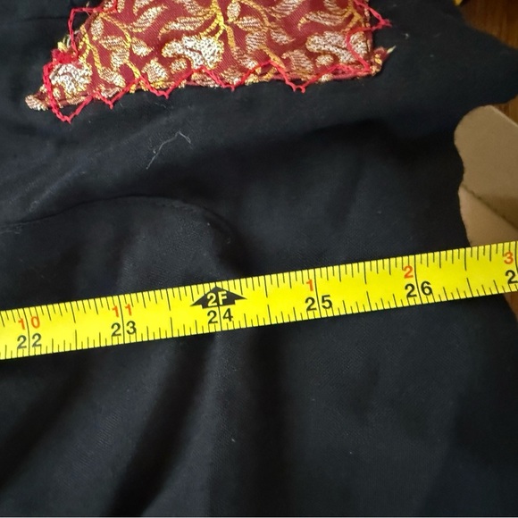 Sacred Threads Patchwork Boho Retro Black Top Women’s Size Large - Picture 6 of 7